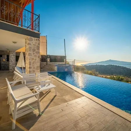 וילה Adalya Holiday קס